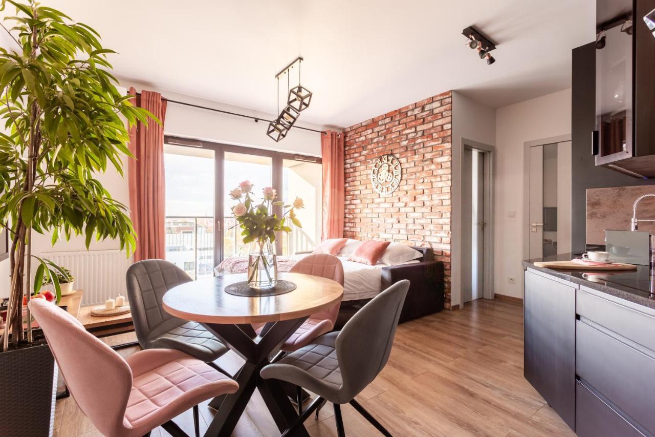 Glamour Apartment City View Breslavia Esterno foto