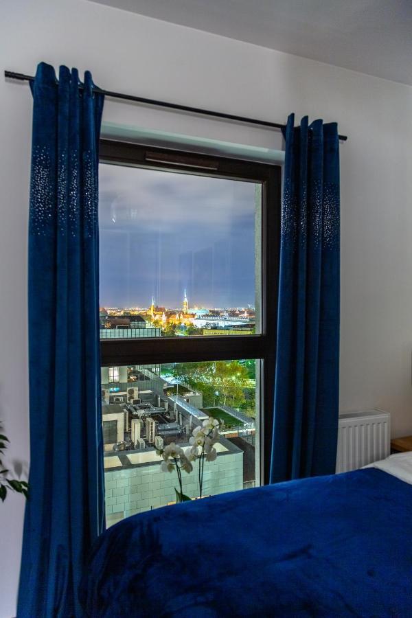 Glamour Apartment City View Breslavia Esterno foto