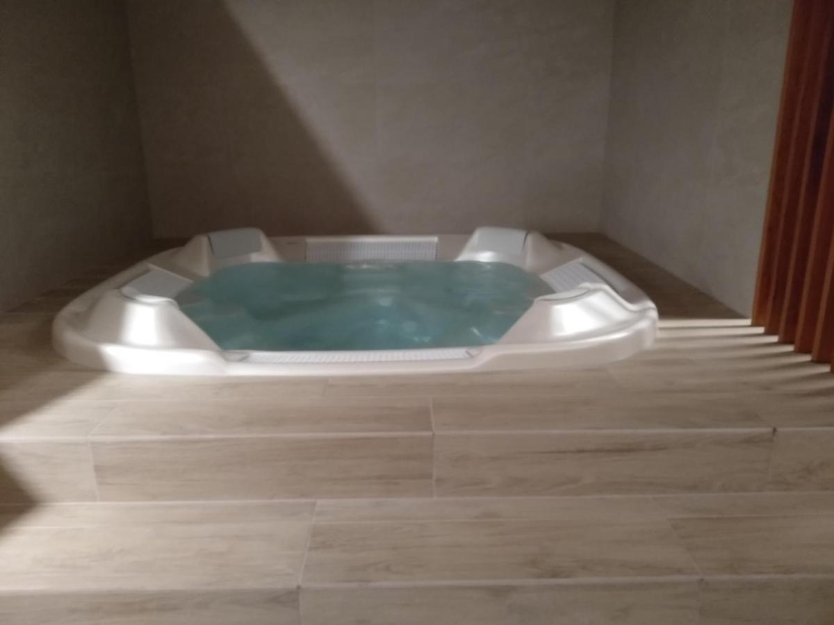 Glamour Apartment City View Breslavia Esterno foto